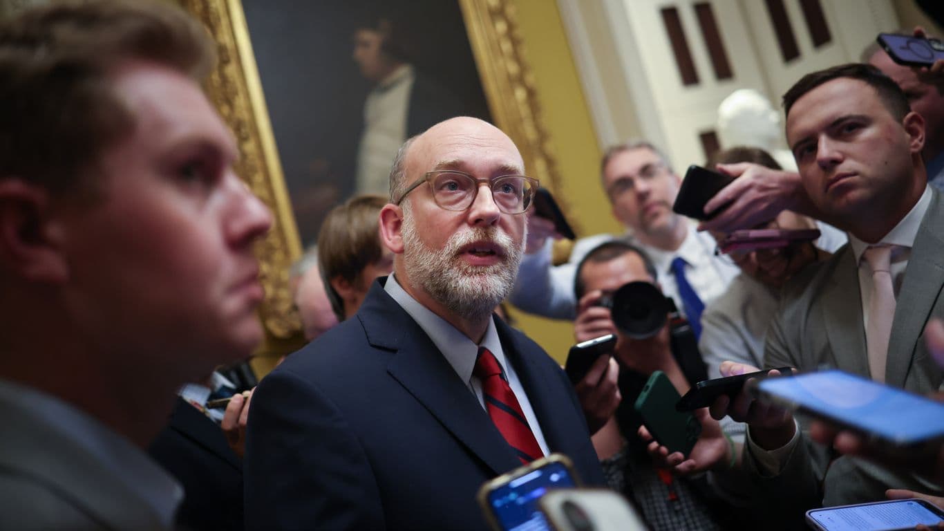Trump officials say "substantial" federal worker layoffs have begun - Axios