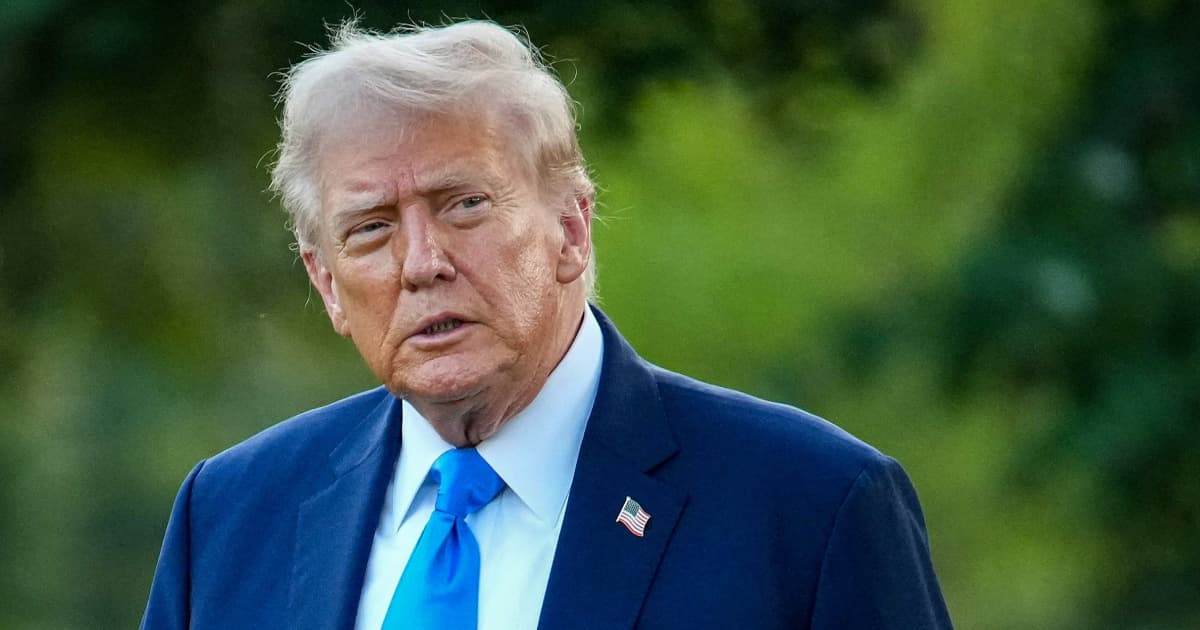 Trump gets Covid vaccine and flu shot during second check-up of the year - NBC News
